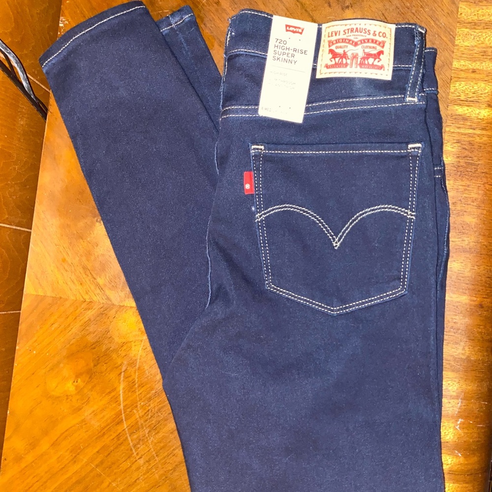 Levi’s Sculpt- 720 high-rise super skinny
